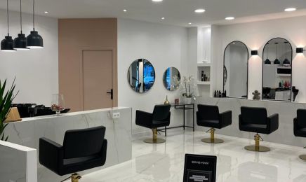 BLUSH Concept (ancien Mya Coiffure) : Manucure à Marseille