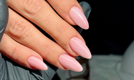 Les ongles de Louise  : Manucure à Maubec