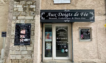 Aux doigts de fée : Manucure à Pignans