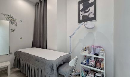 Paradis Beauté : Manucure à Paris