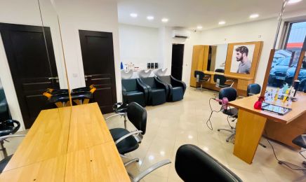 Instant coiffure anciennement New Look  : Coiffeur à Crosne