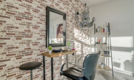 Camo Elle et lui  : Coiffeur à Camoël