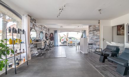 Escale Beauté Institut  : Coiffeur à Chambly