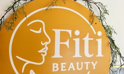 Fiti Beauty • Ongles & Cils  : Institut de beauté à Ploumagoar