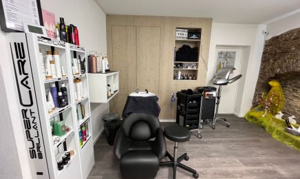 HAARSTUDIO Struppelpeter : Friseur in Auma-Weidatal