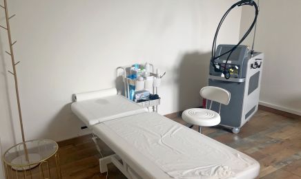 CENTRE EPILATION LASER LH : Institut de beauté à Thise
