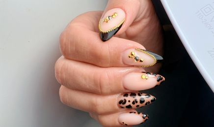 Divine Nails - STRASBOURG : Coiffeur à Ostwald