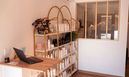 Reflet N°4 : Institut de beauté à Mûrs-Erigné