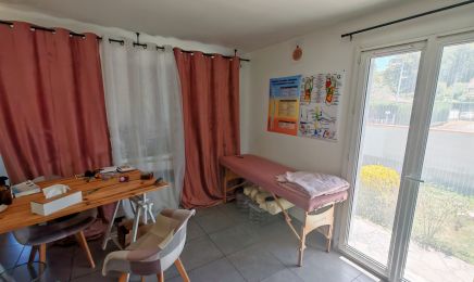 Tatiana Da Costa coaching énergétique et hypnose : Institut de beauté à Odos