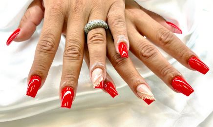 Chloé Beauty Nails  : Manucure à Marseille