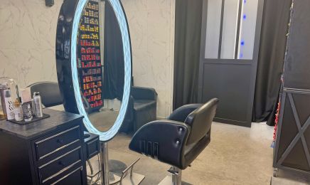 By Me  : Coiffeur à Rouen
