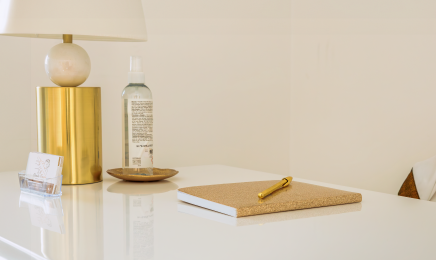 SM Renata França  : Institut de beauté à Ajaccio