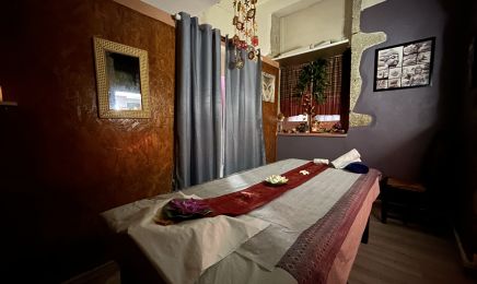 Nong Khaï : Institut de beauté à Bourg-en-Bresse