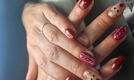 Ongles Enfolie : Institut de beauté à Rieux