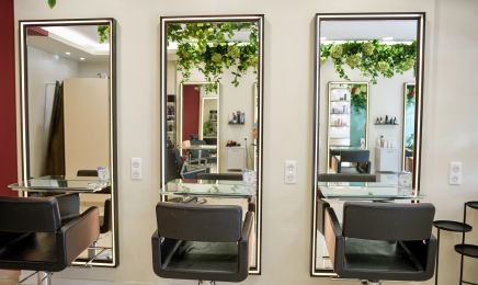 Audrey Barthélémy  : Coiffeur à Reims