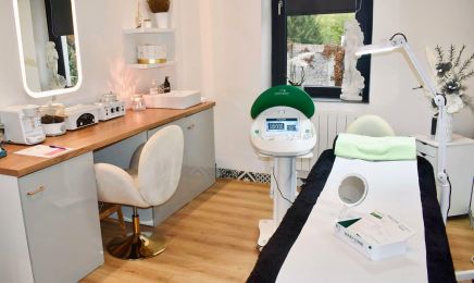 Institut Aphrodite  : Institut de beauté à Petite-Rosselle