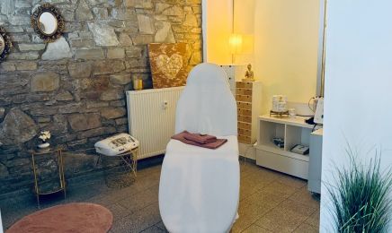 Jana Brehm Studio : Kosmetikstudio in Niddatal