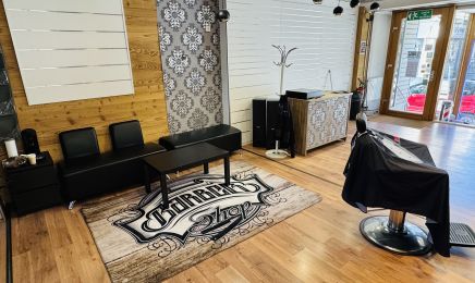 Ahmed Coiffeur Barber : Institut de beauté à Morteau
