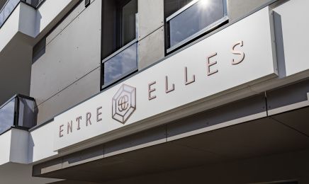 Entre elles : Manucure à Ville-la-Grand