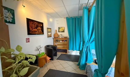 Jaroenporl Thaimassage: Kosmetikstudio in Köln