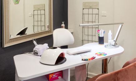 Esthetique Concept : Manucure à Roanne