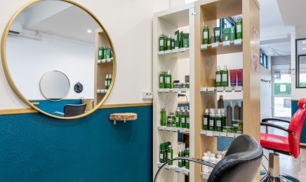By Andrea : Coiffeur à Volstroff