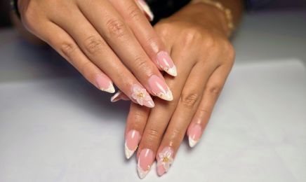 Ongles by Madanailz : Manucure à Candillargues