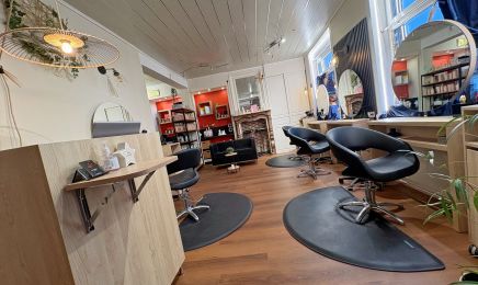 Audrey Coiffure - Expertise transformation et modelage crânien : Coiffeur à Saint-Jans-Cappel
