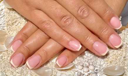 Bom Nails  : Coiffeur à Sanary-sur-Mer