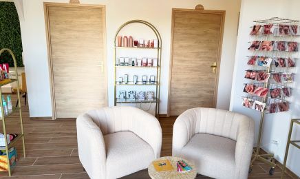 Mise en Beauté : Manucure à Villers-Bocage