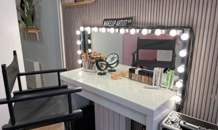 Glow up by mel : Institut de beauté à Lannion