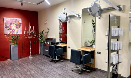 Estilistas Friseure: Friseur in Hamburg