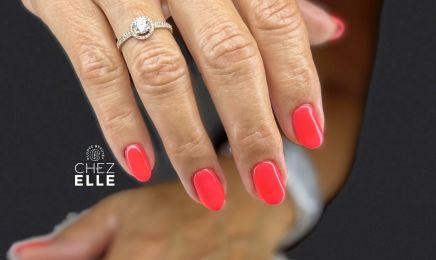 CHEZ ELLE Lodge Beauté : Manucure à Nyons