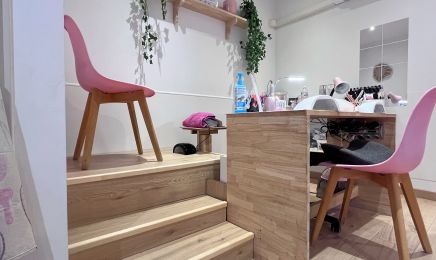 Nanie Beauty : Manucure à Lattes
