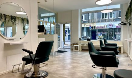 aestHAIRtic - Friseursalon: Kosmetikstudio in Bochum
