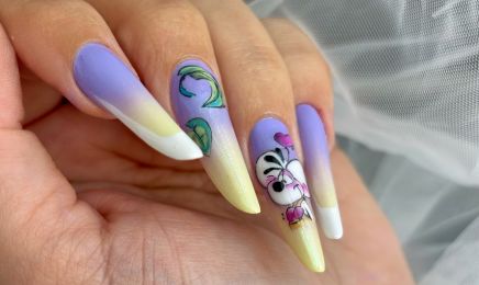 Kaenaly Nails Chez Rêve En Couleur : Institut de beauté à Le Pradet