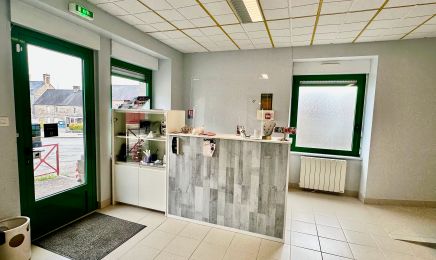 Instant Aly Beauté : Manucure à Saint-Marc-le-Blanc