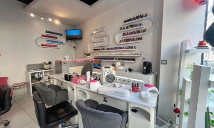 Nails arts 12 : Manucure à Paris