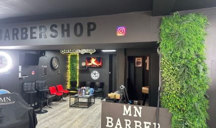 MN BarberShop - Segré : Coiffeur à Segré-en-Anjou Bleu