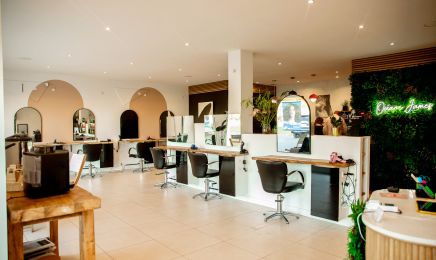 Océane James - Anciennement Julien Coiffeur Visagiste : Coiffeur à Rocquancourt