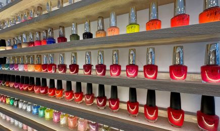Viola Nails  : Manucure à Paris