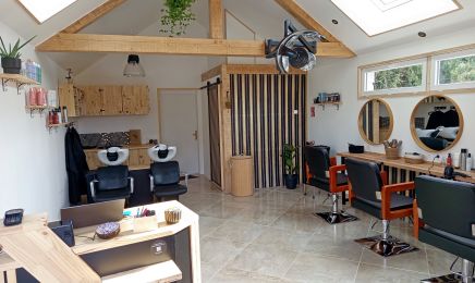 Les ciseaux d'Amandine : Coiffeur à Rocquencourt