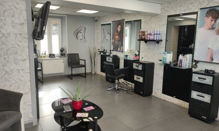 Style & Beauté Coiffure : Coiffeur à Champagne-sur-Seine