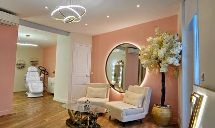Zhanna l'art russe : Institut de beauté à Cannes