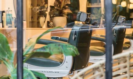 One Love Café : Coiffeur à Nice