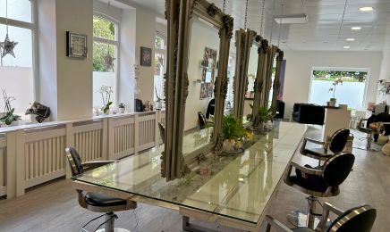 Das Schönheitsstübchen: Friseur in Krefeld