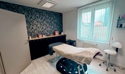 Espace Beauté "Au temps pour Soi"  : Institut de beauté à La Flèche