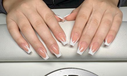 Queen Nails: Kosmetikstudio in Neu Wulmstorf