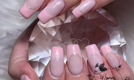 WYNN BEAUTÉ : Manucure à Lyon
