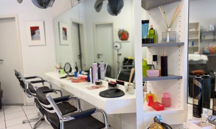 Friseursalon Artemis: Kosmetikstudio in Königsbronn